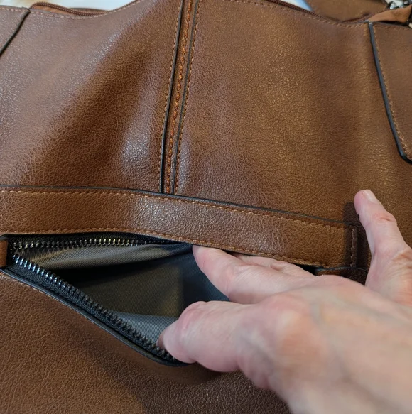 Realer Soft Brown Faux Leather Purse Handbag Large Bucket Hobo Crossbody - Picture 4 of 12